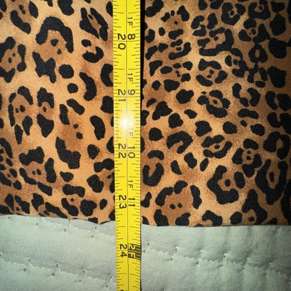 Coldwater Creek Leopard Print zip up with collar lightweight jacket size PM GUC - Picture 9 of 11